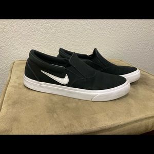 Nike SB Slip ons